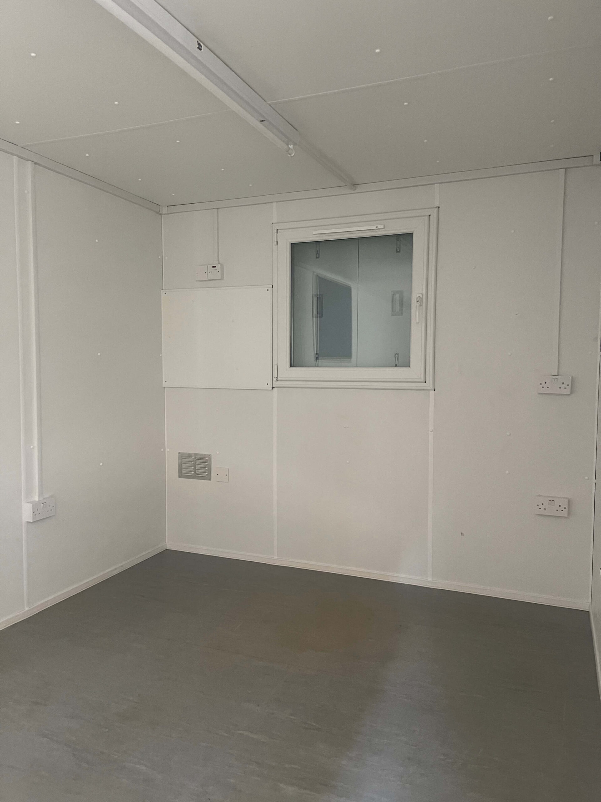 24ft x 9ft Anti-Vandal [Stackable]