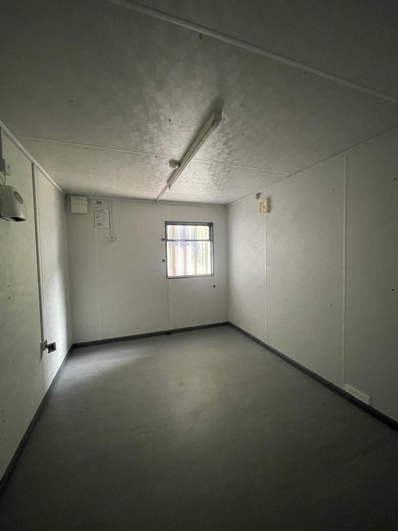 Drying Room, Toilet Block