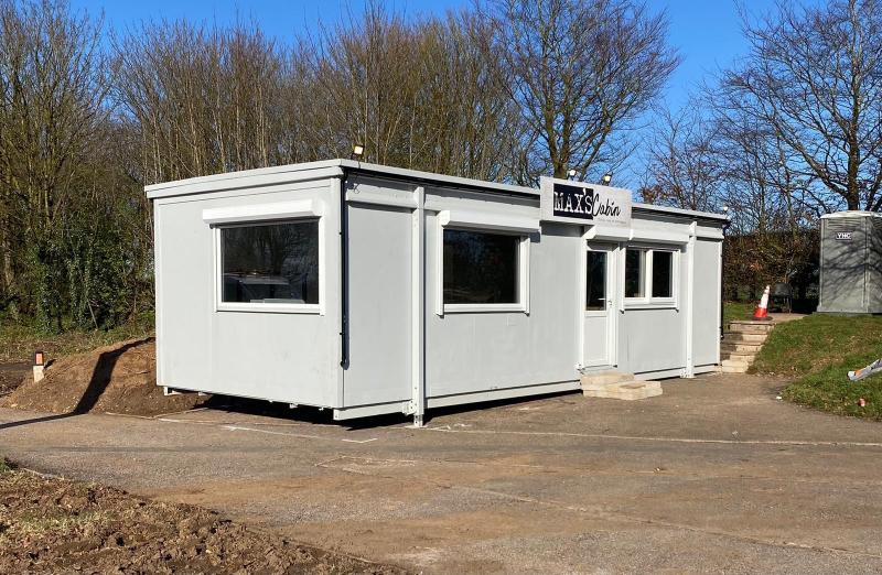 Portable office cabin